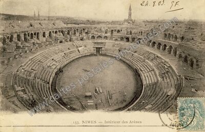 Carte postale ancienne Intérieur des Arènes — Nîmes (Gard)