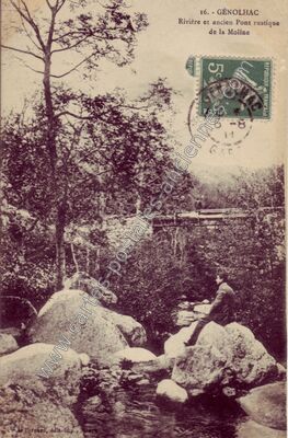 Carte postale ancienne Rivière et ancien Pont rustique de la Moline — Génolhac (Gard)