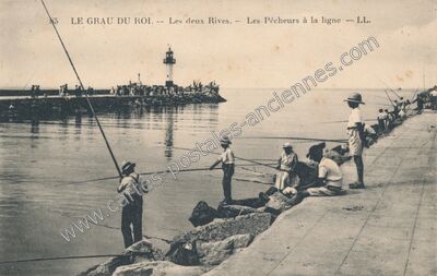 Carte postale ancienne Les deux Rives. -- Les Pêcheurs à la ligne — Le Grau-du-Roi (Gard)