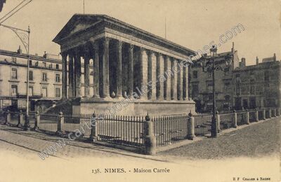 Carte postale ancienne Maison Carrée — Nîmes (Gard)
