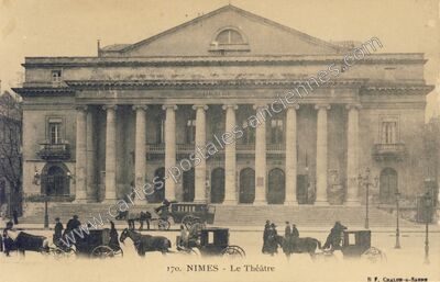 Carte postale ancienne Le Théâtre — Nîmes (Gard)