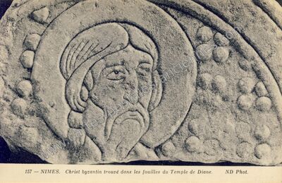 Carte postale ancienne Christ byzantin trouvé dans les fouilles du Temple de Diane — Nîmes (Gard)