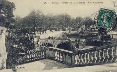 Carte postale ancienne Jardin de la Fontaine - Vue Générale — Nîmes (Gard)