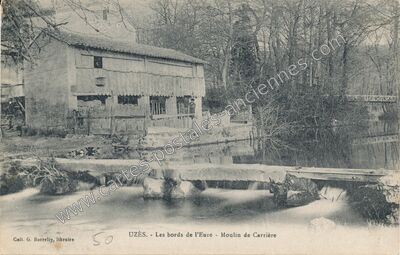 Carte postale ancienne Les bords de l'Eure - Moulin de Carrière — Uzès (Gard)
