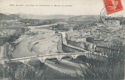 Carte postale ancienne Le Pont de Rochebelle et Bords du Gardon — Alès (Gard)