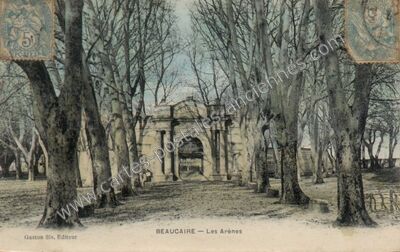 Carte postale ancienne Les Arènes — Beaucaire (Gard)