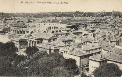 Carte postale ancienne Vue Générale et les Arènes — Nîmes (Gard)