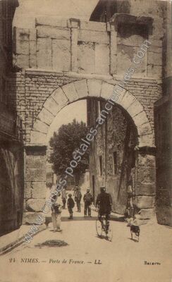 Carte postale ancienne Porte de France — Nîmes (Gard)