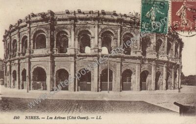 Carte postale ancienne Les Arènes (Côté Ouest) — Nîmes (Gard)