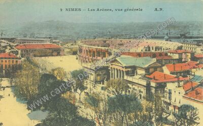 Carte postale ancienne Les Arènes, vue générale — Nîmes (Gard)