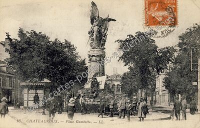 Carte postale ancienne Place Gambetta — Châteauroux (Indre)
