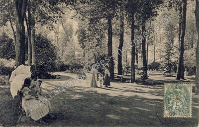 Carte postale ancienne Le Jardin Public — Châteauroux (Indre)