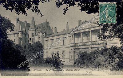 Carte postale ancienne La Préfecture et le Château Raoul — Châteauroux (Indre)