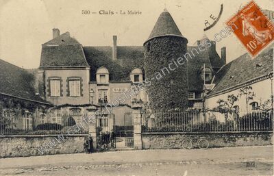 Carte postale ancienne La Mairie — Cluis (Indre)
