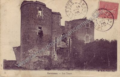 Carte postale ancienne Les Tours — Levroux (Indre)