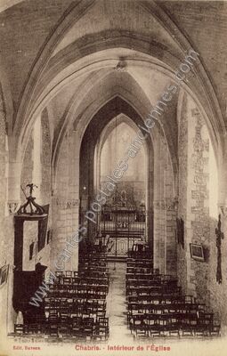 Carte postale ancienne Intérieur de l'Église — Chabris (Indre)