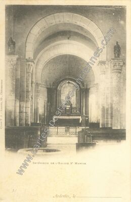 Carte postale ancienne Intérieur de l'église Sᵗ Martin — Ardentes (Indre)