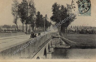 Carte postale ancienne Le Pont Neuf, vue sur Saint-Christophe — Châteauroux (Indre)