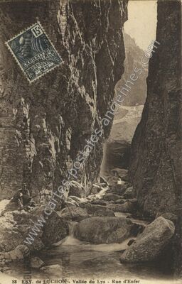 Carte postale ancienne Rue d'Enfer — Castillon-de-Larboust (Haute-Garonne)