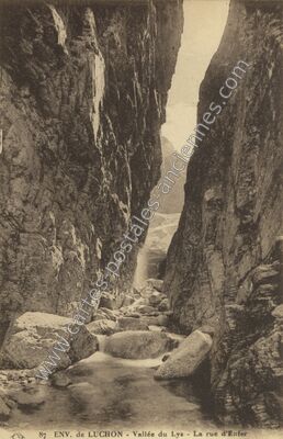 Carte postale ancienne Rue d'Enfer — Cazeaux-de-Larboust (Haute-Garonne)