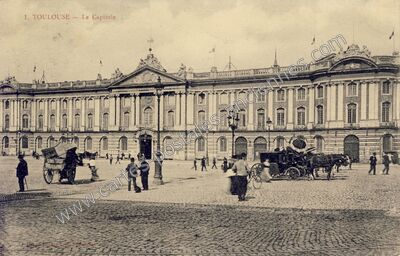 Carte postale ancienne Le Capitole — Toulouse (Haute-Garonne)