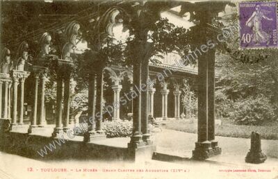 Carte postale ancienne Le Musée - Grand Cloître des Augustins — Toulouse (Haute-Garonne)