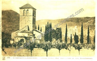 Carte postale ancienne L'Église St-Just (Mon Hist.) - Dans le fond — Saint-Bertrand-de-Comminges (Haute-Garonne)