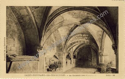 Carte postale ancienne La Galerie des tombeaux — Saint-Bertrand-de-Comminges (Haute-Garonne)