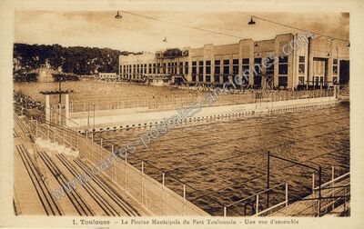 Carte postale ancienne La Piscine Municipale du Parc Toulousain - Une vue d'ensemble — Toulouse (Haute-Garonne)
