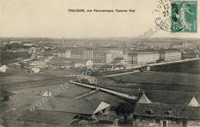 Carte postale ancienne Vue Panoramique, Caserne Niel — Toulouse (Haute-Garonne)