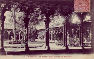 Carte postale ancienne Le Musée - Grand Cloître des Augustins — Toulouse (Haute-Garonne)