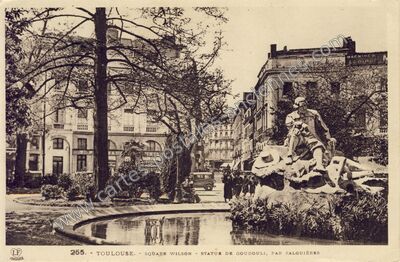 Carte postale ancienne Square Wilson - Statue de Goudouli — Toulouse (Haute-Garonne)