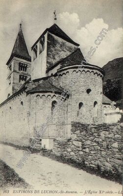 Carte postale ancienne L'Église XIe siècle — Saint-Aventin (Haute-Garonne)