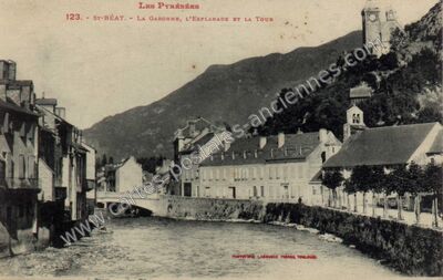 Carte postale ancienne La Garonne, l'Esplanade et la Tour — Saint Beat (Haute-Garonne)