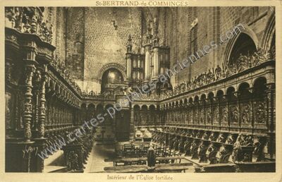 Carte postale ancienne Intérieur de l'Église fortifiée — Saint-Bertrand-de-Comminges (Haute-Garonne)