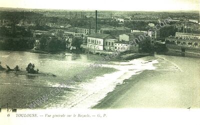 Carte postale ancienne Vue générale sur le Bazacle — Toulouse (Haute-Garonne)