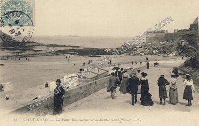 Carte postale ancienne La Plage Bon-Secours et la Montée Saint-Pierre — Saint-Malo (Ille-et-Vilaine)