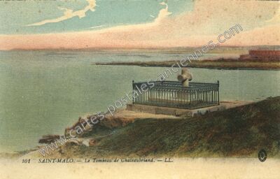 Carte postale ancienne Le Tombeau de Chateaubriand — Saint-Malo (Ille-et-Vilaine)