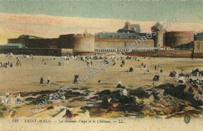 Carte postale ancienne La Grande Plage et le Château — Saint-Malo (Ille-et-Vilaine)