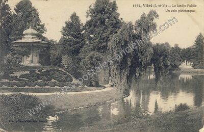 Carte postale ancienne Le Jardin Public — Vitré (Ille-et-Vilaine)