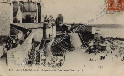 Carte postale ancienne Les Remparts et la Tour Notre-Dame — Saint-Malo (Ille-et-Vilaine)