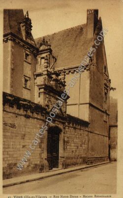 Carte postale ancienne Rue Notre Dame - Maison Renaissance — Vitré (Ille-et-Vilaine)
