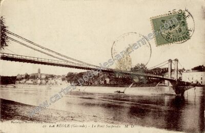 Carte postale ancienne Le Pont Suspendu — La Réole (Gironde)