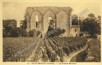 Carte postale ancienne La Grande Muraille — Saint-Émilion (Gironde)