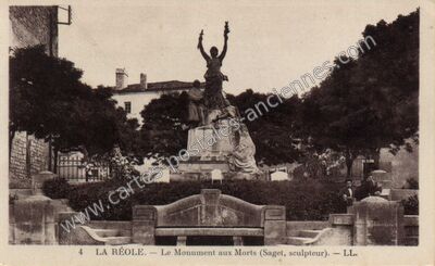 Carte postale ancienne Le Monument aux Morts (Saget, sculpteur) — La Réole (Gironde)