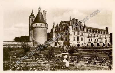 Carte postale ancienne Le Château, La Façade Occidentale. Vue des Jardins — Chenonceaux (Indre-et-Loire)