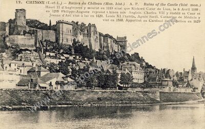 Carte postale ancienne Ruines du Château — Chinon (Indre-et-Loire)