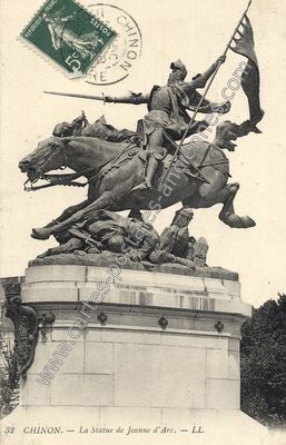 Carte postale ancienne La Statue de Jeanne d'Arc — Chinon (Indre-et-Loire)