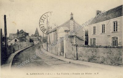 Carte postale ancienne La Mairie - Route de Blois — Limeray (Indre-et-Loire)