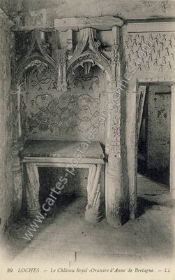 Carte postale ancienne Le Château Royal - Oratoire d'Anne de Bretagne — Loches (Indre-et-Loire)